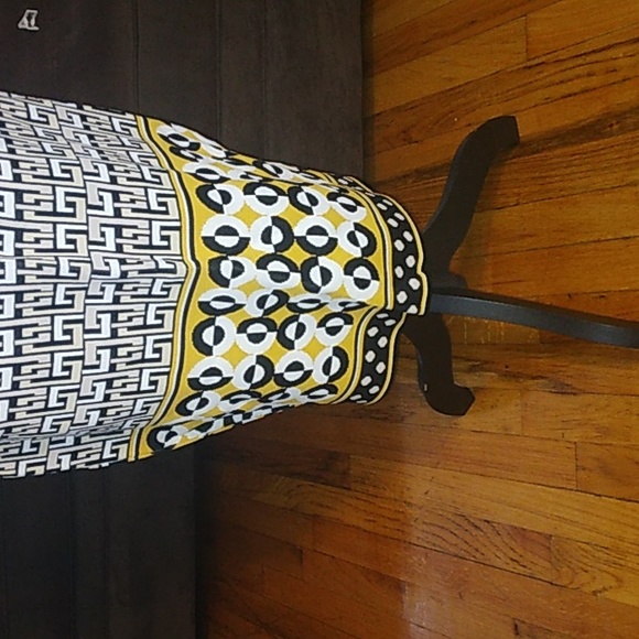 Sleeveless Knit Dress - Picture 6 of 7